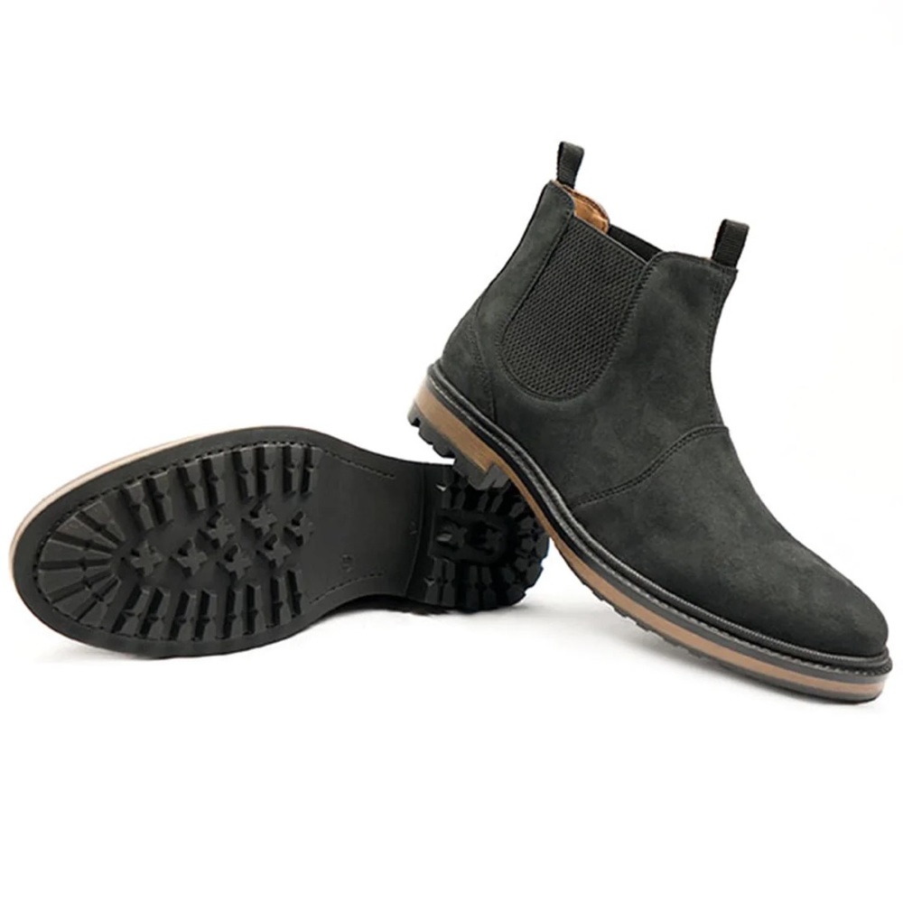 WVS NWOT  CONTINENTAL CHELSEA BOOT